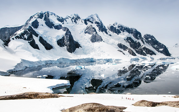 Antarctica Discovery: Beyond the Antarctic Circle